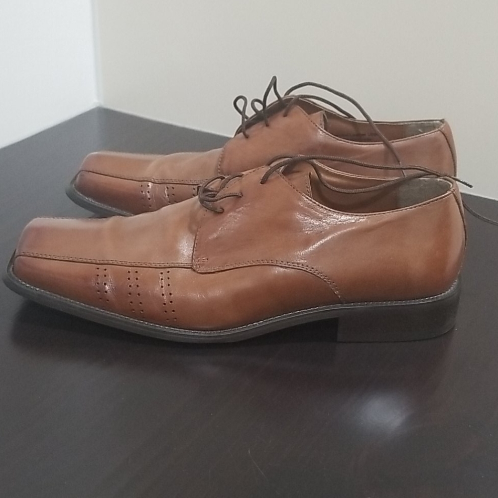 Men Shoes - Picture 4 of 7
